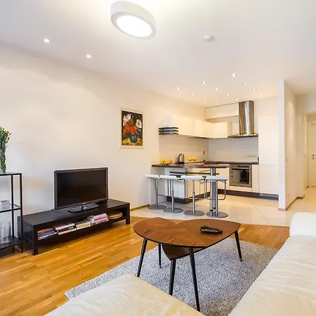 Stylish & Modern Old Town Apartment Wilna